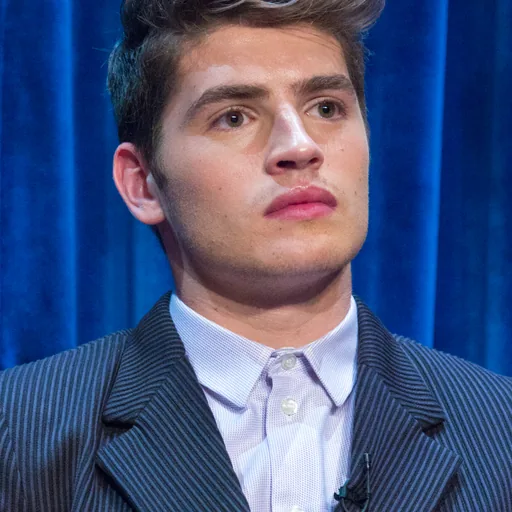 Gregg Sulkin