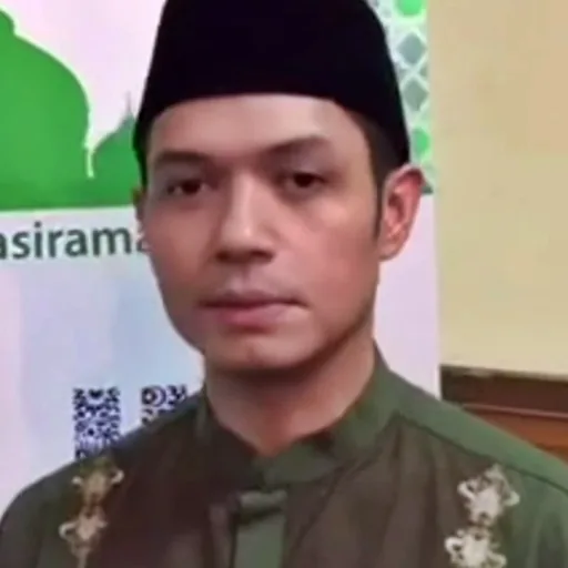 Dude Harlino