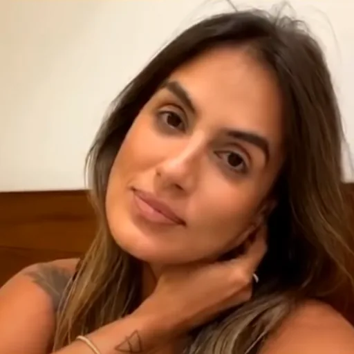 Carol Peixinho