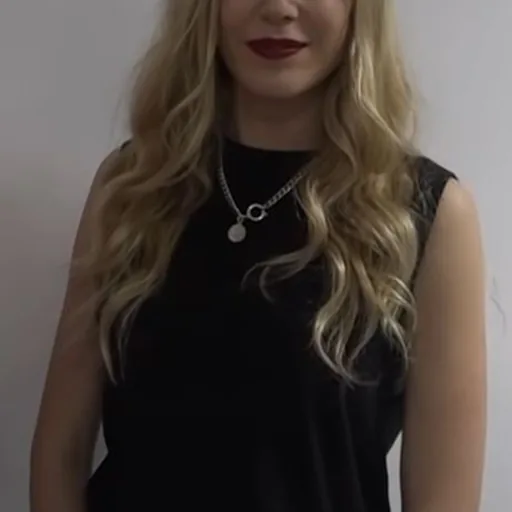 Sinem Kobal