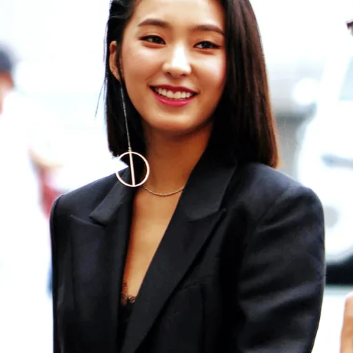Yoon Bo-ra