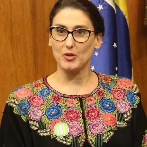 Paola Carosella
