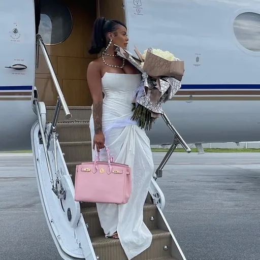 Alexis Skyy