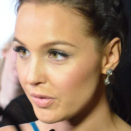 Camilla Luddington