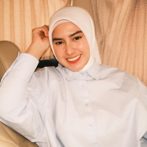 Neneng Rosediana