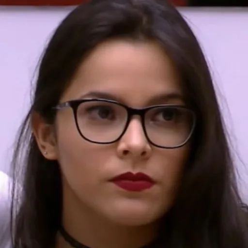 Emilly Araújo