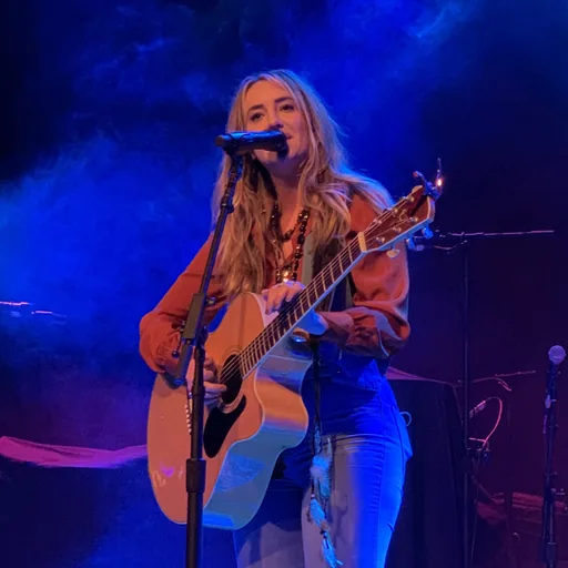Lainey Wilson