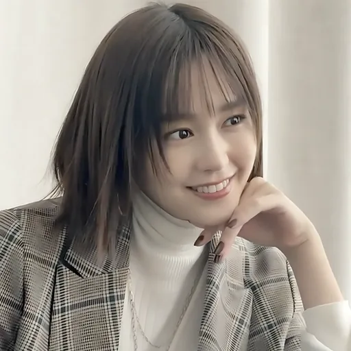 Mirei Kiritani