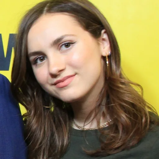 Maude Apatow