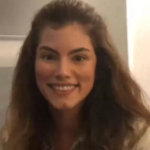 Bruna Hamú