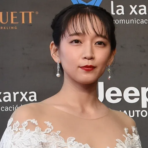 Riho Yoshioka