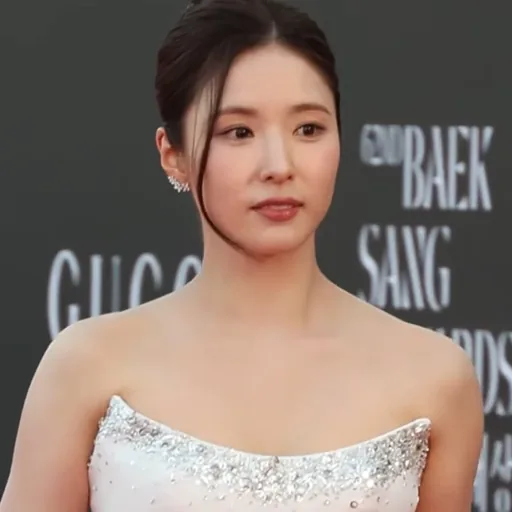 Shin Sae-kyeong