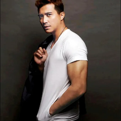 Aaron Aziz