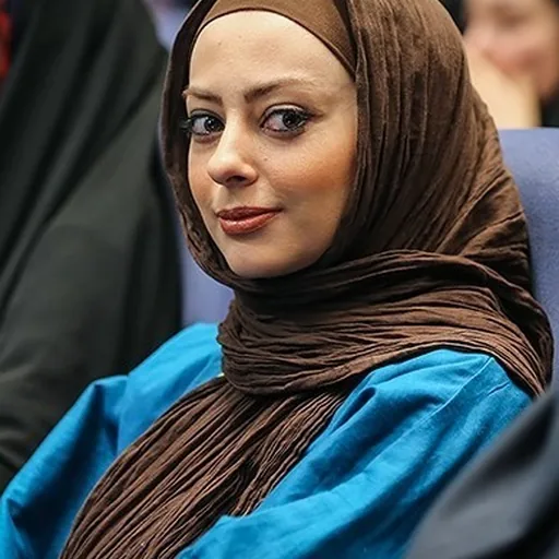Nafiseh Roshan