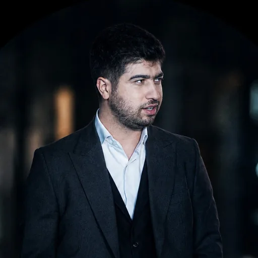 Mostafa azad