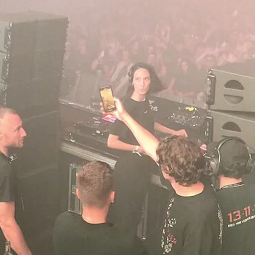 Amelie Lens