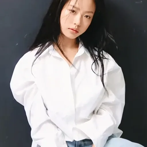Go Min-si