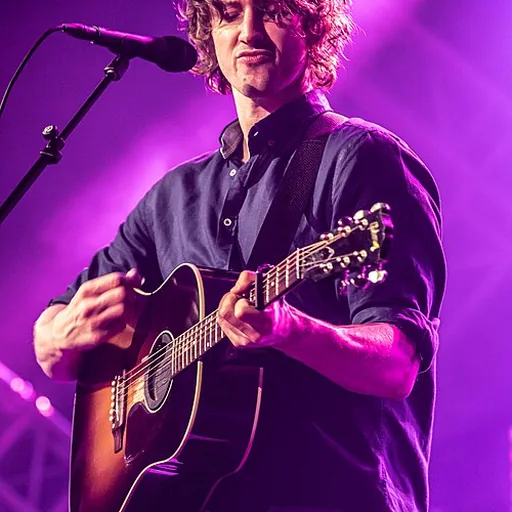 Dean Lewis