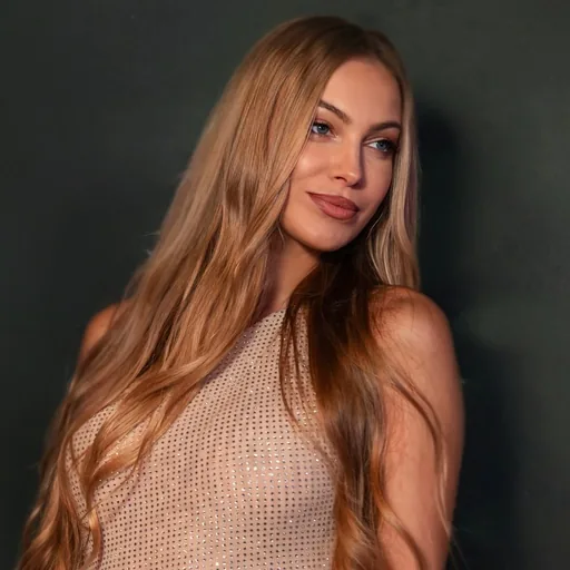 Taylor Mega