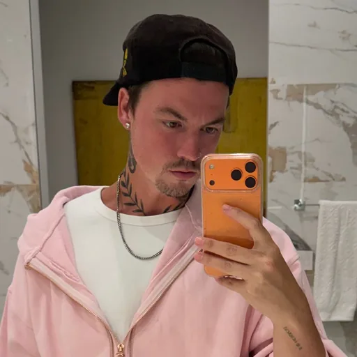 Taylor Caniff