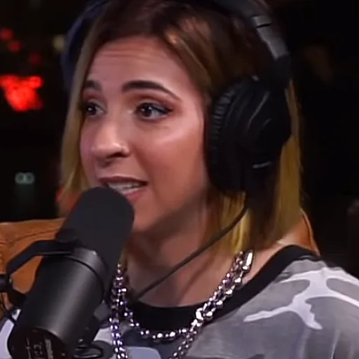 Gabbie Hanna
