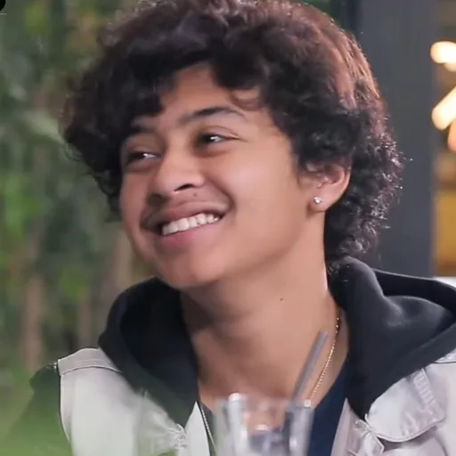 Bastian Steel