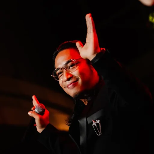 Pras Teguh