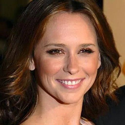 Jennifer Love Hewitt