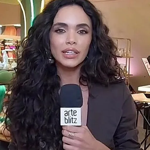Giovana Cordeiro