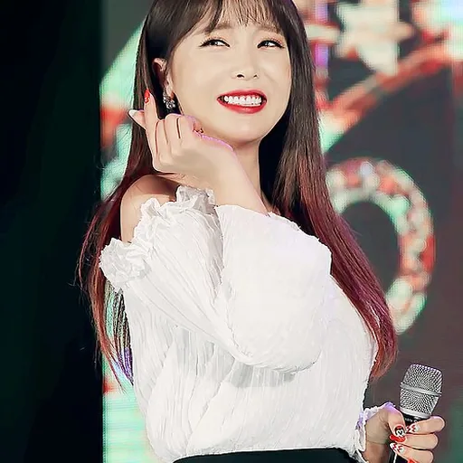 Hong Jin-young