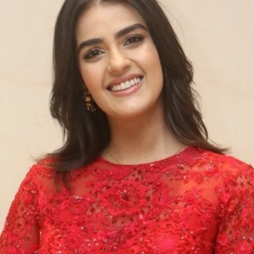 Kavya Thapar