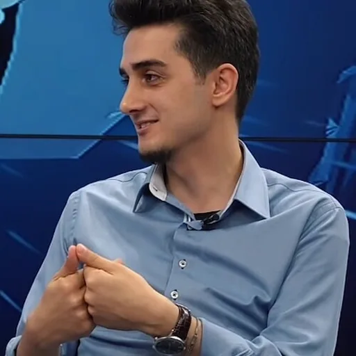 Ruhi Çenet