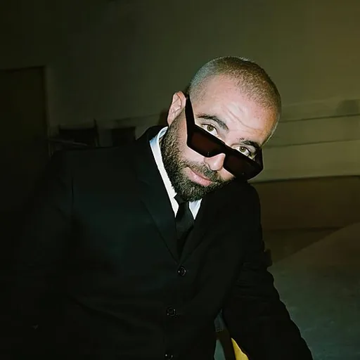 Omer Adam