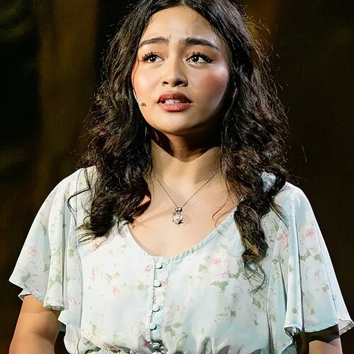 Vivoree Esclito