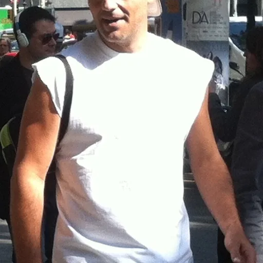 Frank Cuesta