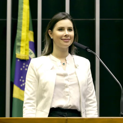 Caroline De Toni