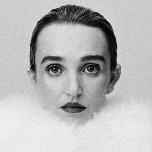 Chloe Fineman