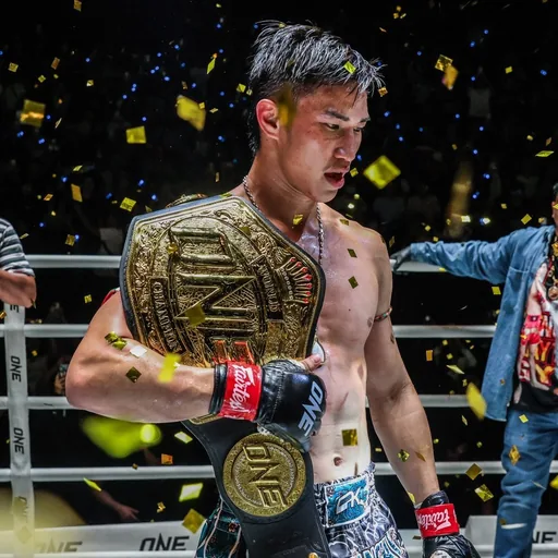 Tawanchai PK Saenchaimuaythaigym