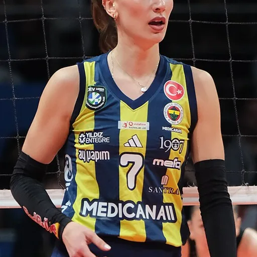 Hande Baladın