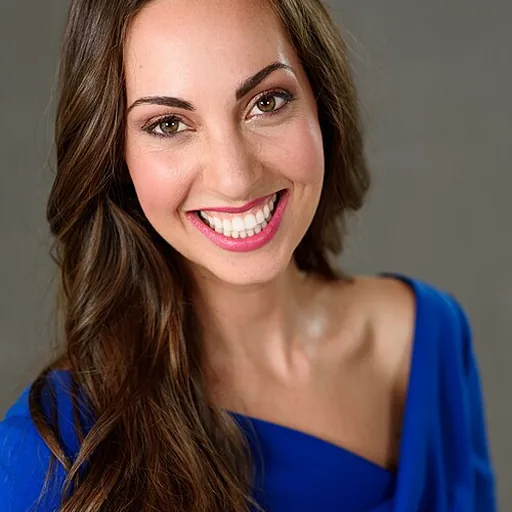 Vanessa Van Edwards
