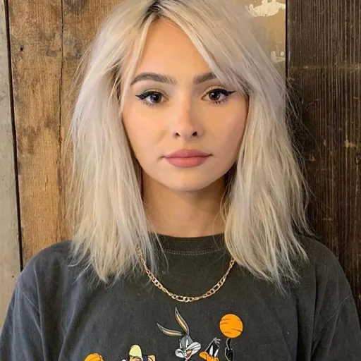 Talia Mar