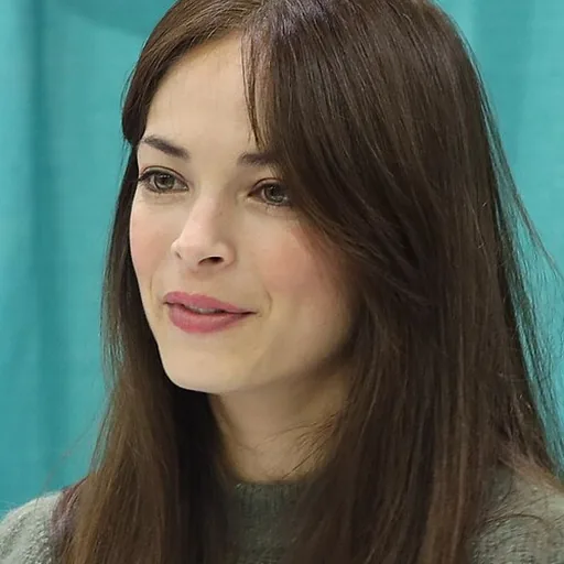 Kristin Kreuk