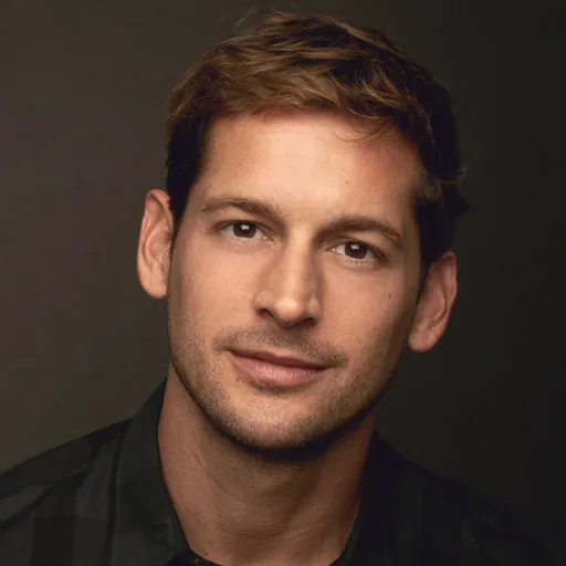 Max Emerson