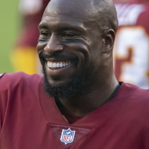 Vernon Davis