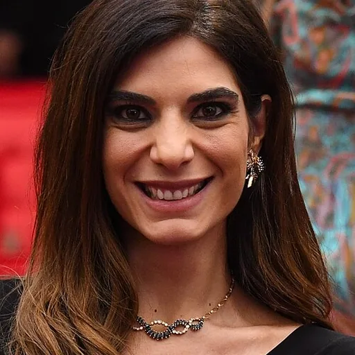 Andréia Sadi