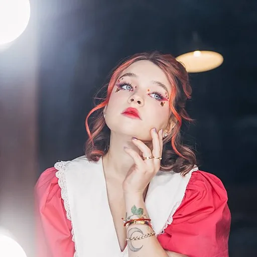 Alyona Shvets