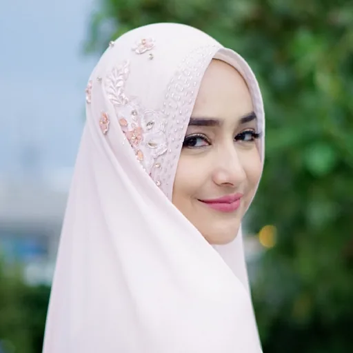 Cindy Fatika Sari