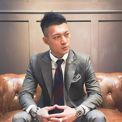 Wu Hung-i