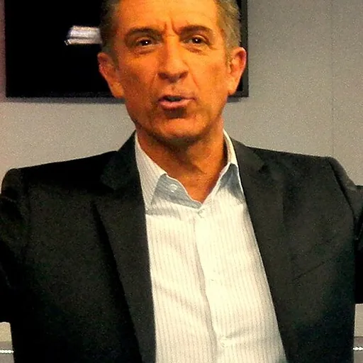 Ezio Greggio