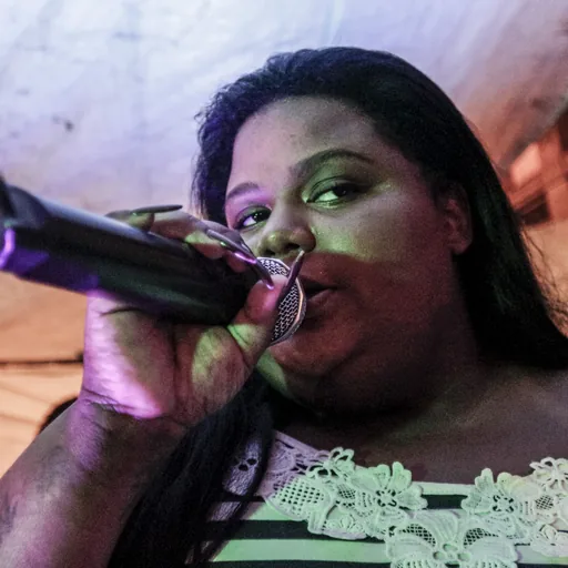 MC Carol